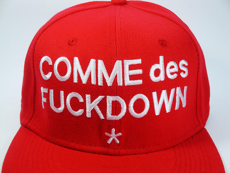 Кепка бейсболка Comme des Fuckdown Red white logo