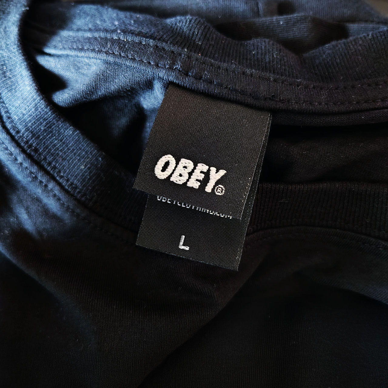 Винтажная фирменная футболка OBEY Trade mark trusted quality