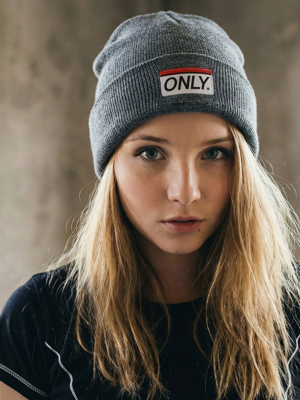 Шапка ONLY New York серая