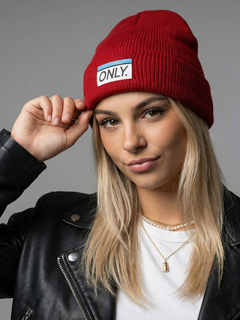 Шапка ONLY New York бордовая