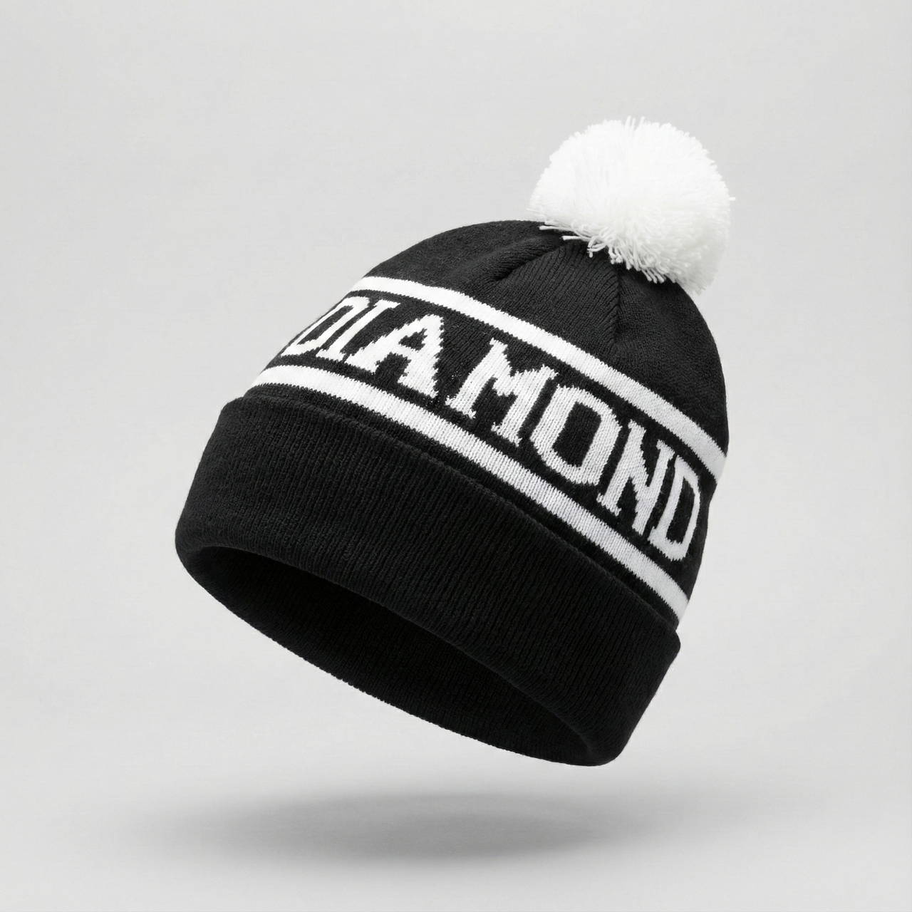 Шапка Diamond Supply Co чёрная с белым помпоном