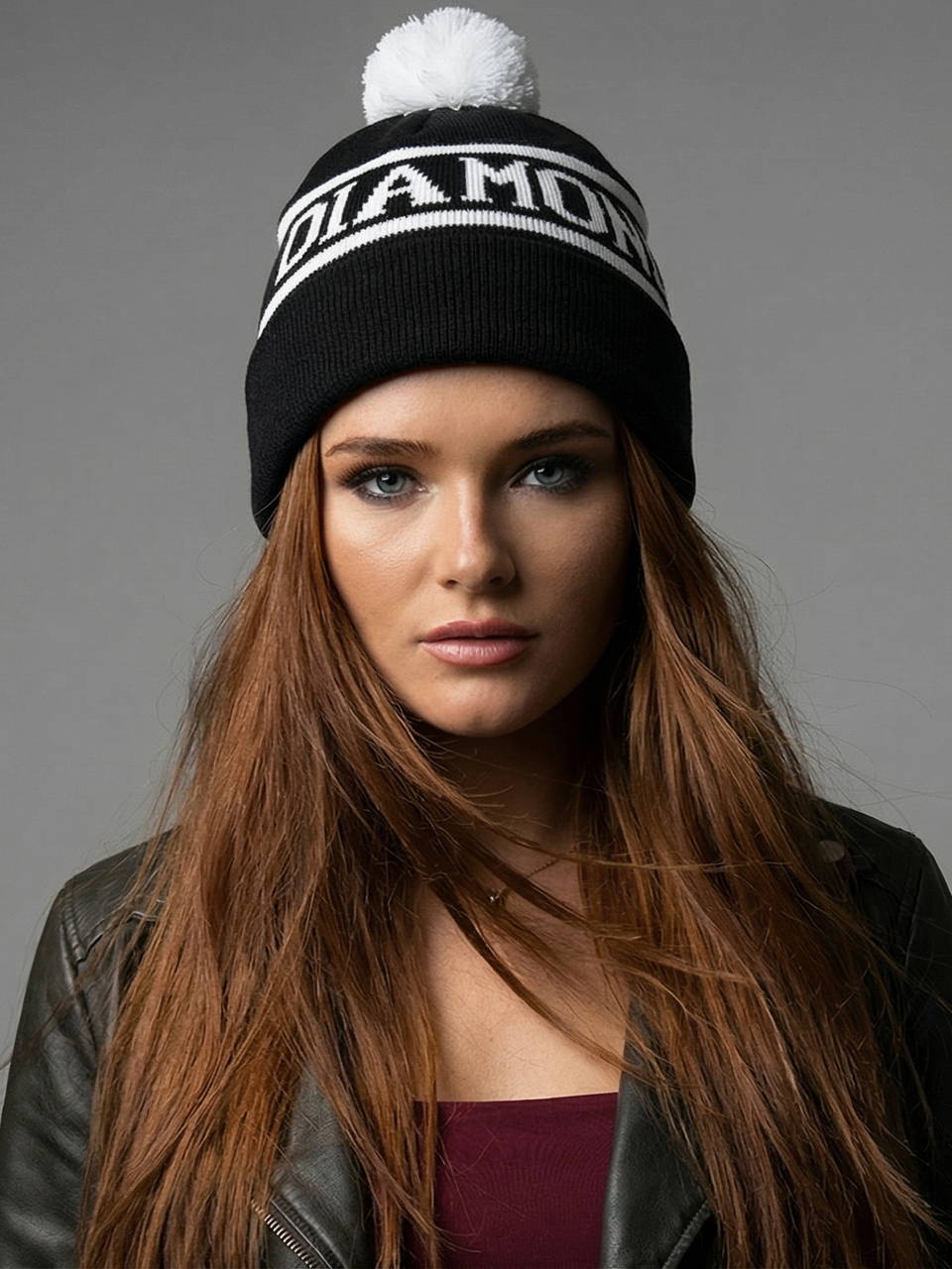 Шапка Diamond Supply Co чёрная с белым помпоном