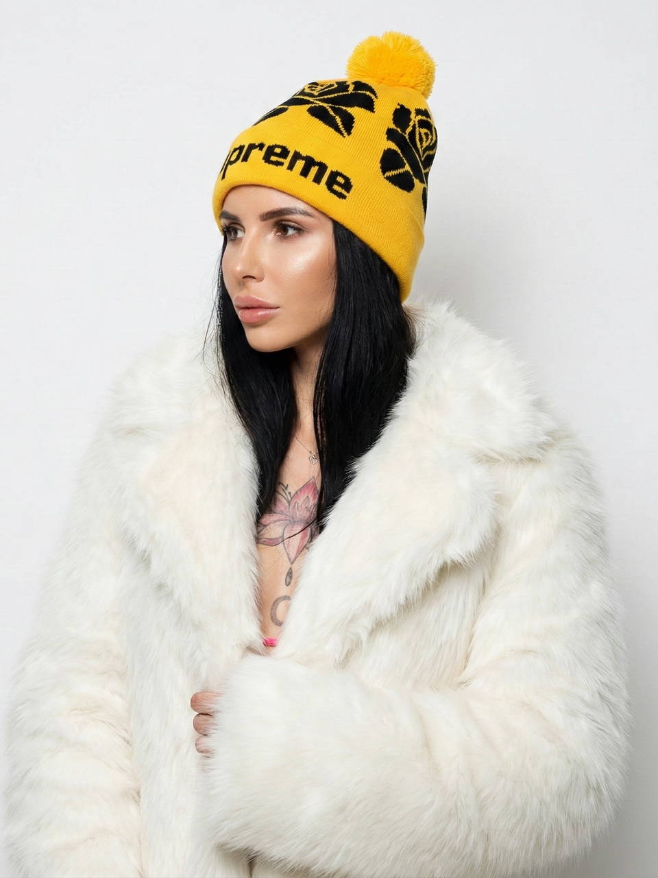 Шапка Supreme Rose Cuffed Pom оранжевая с помпоном