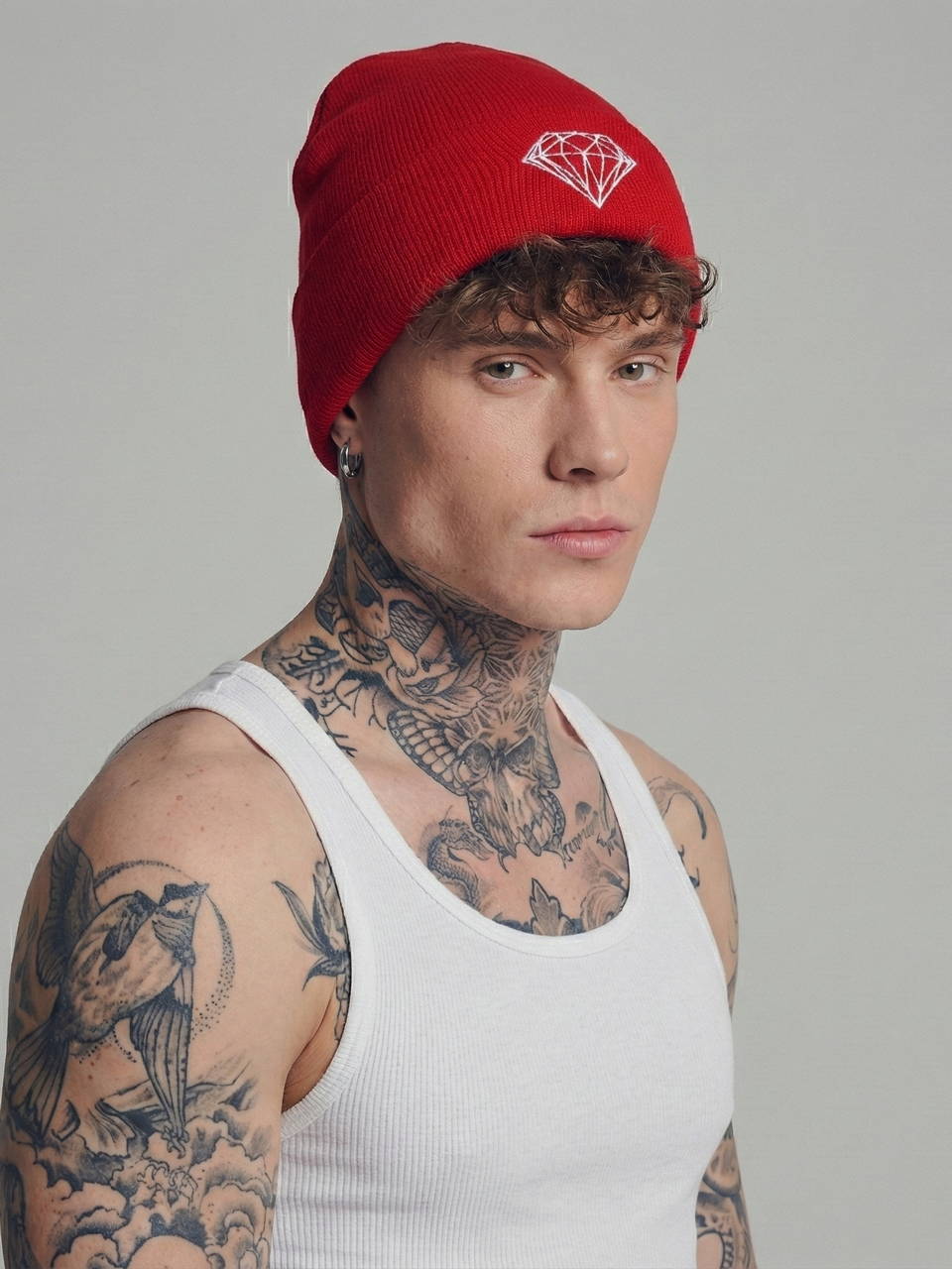 Шапка Diamond Supply Co красная