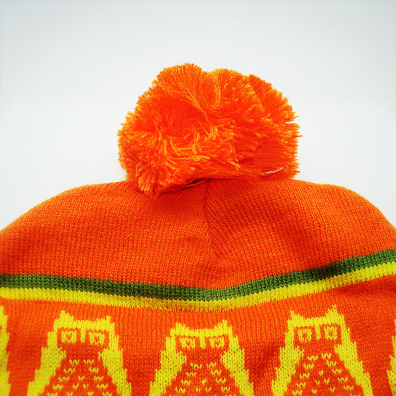 Шапка Supreme Owls Pom оранжевая с помпоном