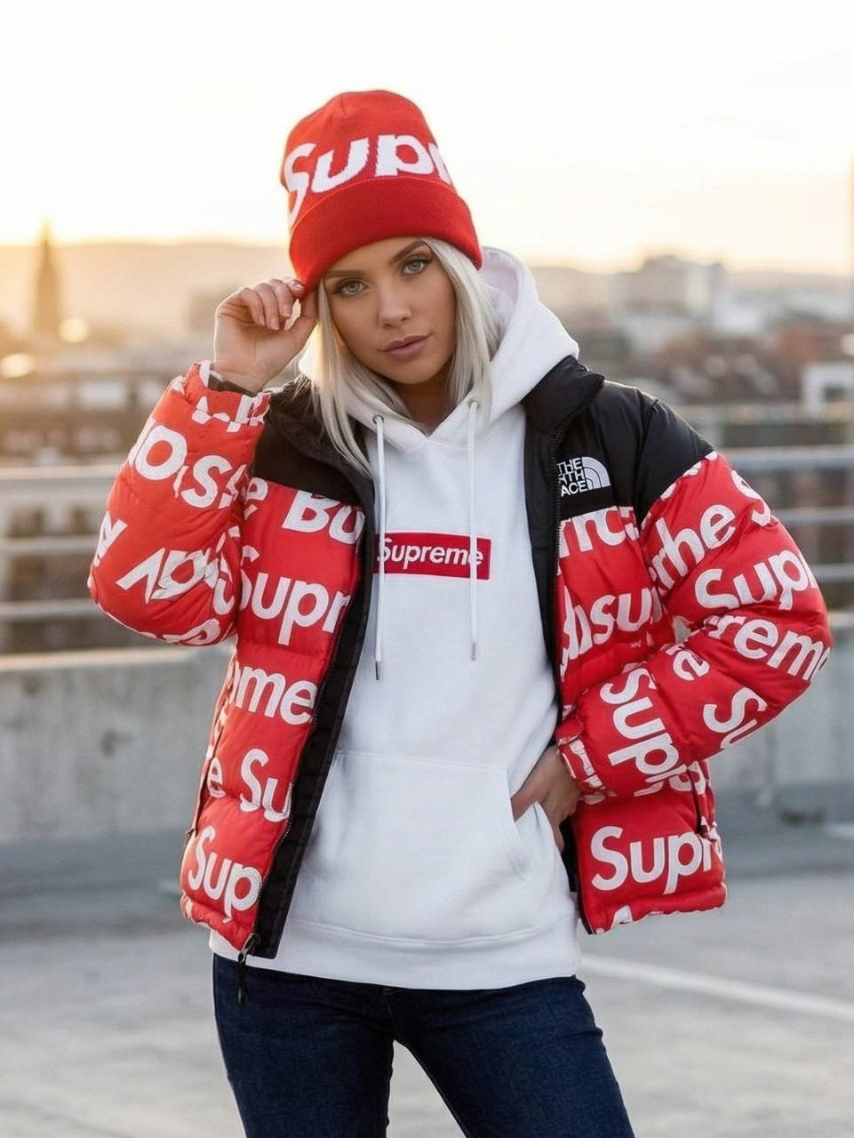 Шапка Supreme New Era красная