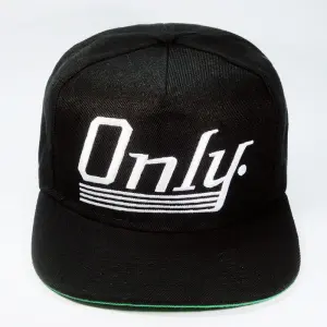 Винтажная фирменная кепка бейсболка ONLY All Black 97