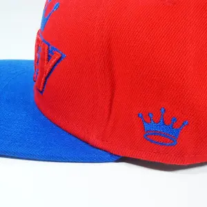 Фирменная кепка бейсболка OBEY Red and blue Big King logo