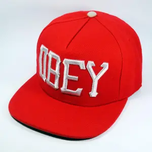 Фирменная кепка бейсболка OBEY Red logo white font