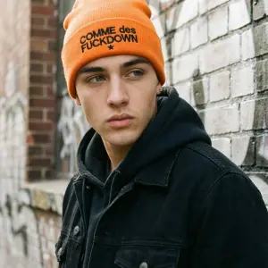 Шапка Comme des Fuckdown оранжевая